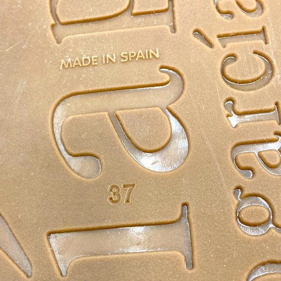 NWOB Pedro Garcia Hazelnut Brown Suede Arielle Snake Embossed Buckle Slide -Sz 7 - Picture 8 of 8